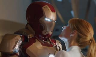 Sexiest actresses who've played superhero's girlfriends!