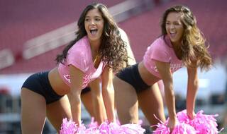 Perks of NFL: App to help Fans to order cheerleaders to their seat