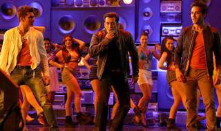 Salman Khan goes 'O Teri' with Pulkit Samrat and Bilal Amrohi - Watch the video!