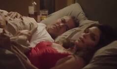 George Clooney in bed with Cindy Crawford on his birthday? Watch video!