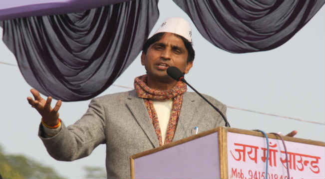 Aam Aadmi Party candidate Kumar Vishwas says his family asked to leave Amethi