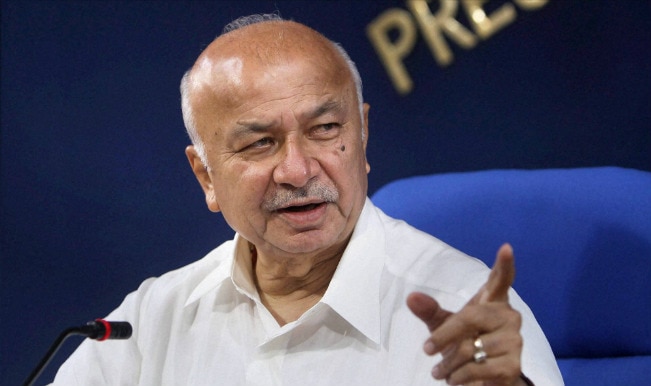 Sushilkumar Shinde fears for safety of women if Narendra Modi becomes Prime Minister