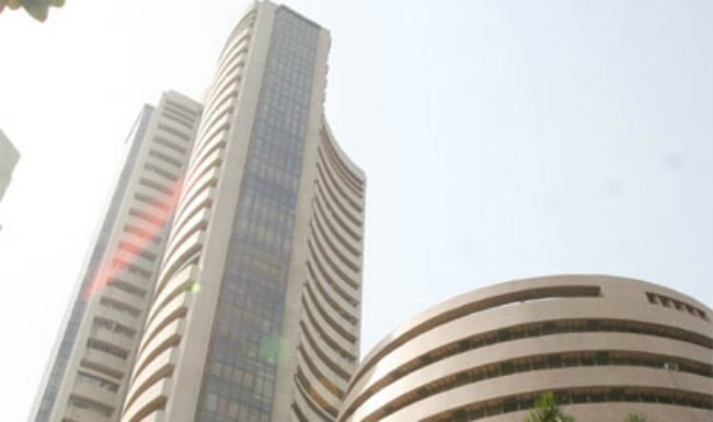 Sensex down 131 points in morning trade
