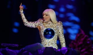 Lady Gaga strips, dances to metal numbers on bar-top