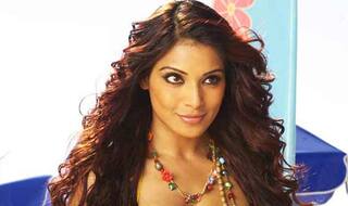 Bipasha Basu keen on another Bengali film