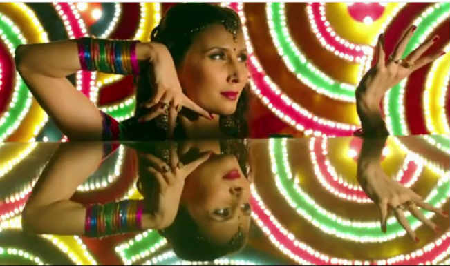 Watch Desi Kattey item song 'Patnewali': What's with the stupid lyrics?