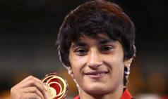 Asian Games 2014: Grappler Vinesh Phogat carries an immense burden of expectations after CWG success