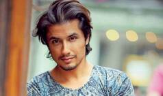 Ali Zafar gets lifetime membership of Lahore Press club