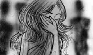 Woman arrested with illicit liquor