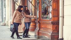 Style SOS: Wear Black and Brown Together – Yes or No?