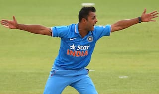 India vs Australia ICC Cricket World Cup 2015 Warm-up Match 1: Aaron Finch dismissed by Stuart Binny; AUS 62/1