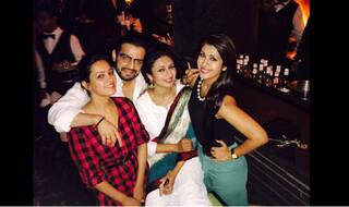 Yeh Hai Mohabbatein: Karan Patel spends evening with fiancée Ankita Bhargava, Divyanka Tripathi and Anita Hassanandani