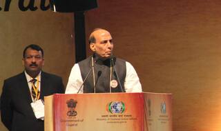 अल्पसंख्यकों के देशप्रेम पर कोई संदेह नहीं : राजनाथ सिंह