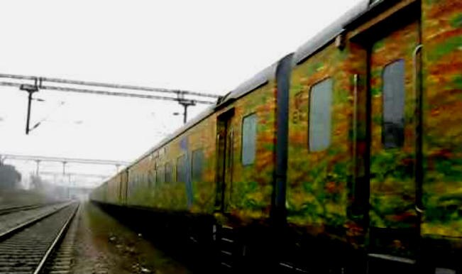 Indian Railways: राजधानी और शताब्दी में फिर से ले सकेंगे जायकेदार खाने का मजा, जानें - कब से शुरू हो रही है सुविधा?