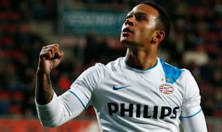 Manchester United agree fee for PSV Eindhoven striker Memphis Depay