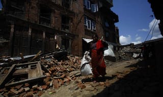 Strong quake rocks Papua New Guinea, local tsunami possible