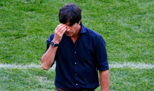 Manuel Neuer on alert as Joachim Loew considers promoting young goalkeepers