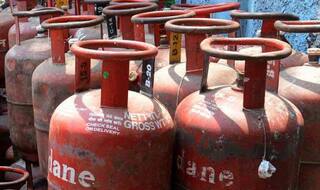 LPG price hiked by Rs 10.50, Air Turbine Fuel by 7.5 percent