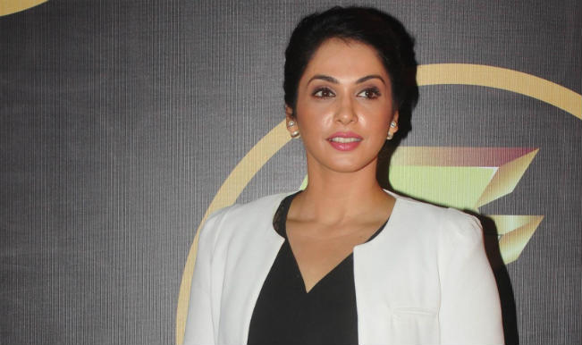 Isha Koppikar to make comeback with Assi Nabbe Pure Sau