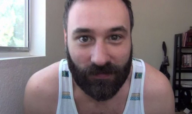 The 365 Day Beard This Man Shot A Time Lapse Video Of His Beard