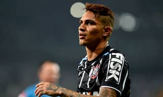 Guerrero continues scoring run for Flamengo
