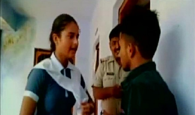 Girl thrashes eve-teaser inside police station in Uttar Pradesh (Watch video)