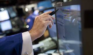 चीन का विदेशी सेवा व्यापार घाटा बढ़ा