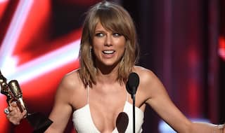 Taylor Swift pays emotional tribute to fan
