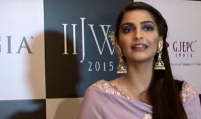 651px x 386px - Sonam Kapoor is worried what will happen to India if porn ...