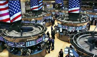 US stocks plunge following global rout