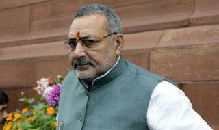 केंद्रीय मंत्री गिरिराज सिंह का विवादित बयान, नोटबंदी के बाद नसबंदी कानून बने