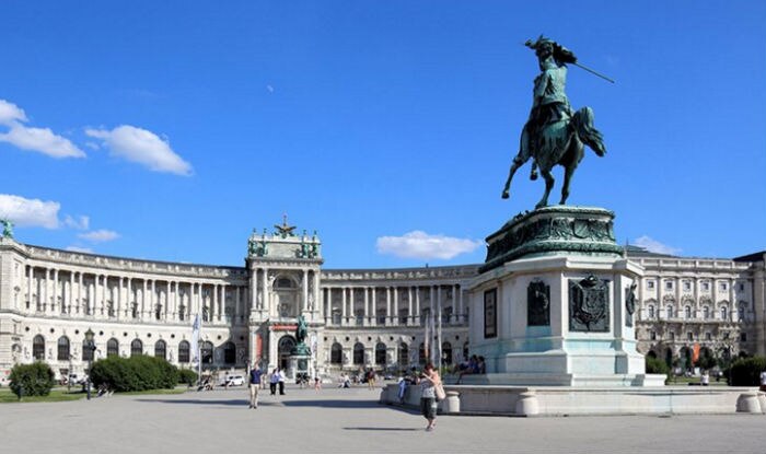 Security measures ramped up in Vienna following Paris ...