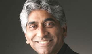 Ashok Amritraj awarded honorary doctorate by a London Varsity