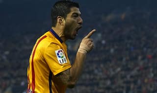 FC Barcelona qualify for FIFA Club World Cup final; Luis Suarez scores hat-trick against Guangzhou Evergrande