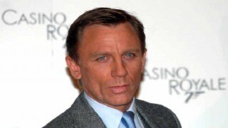 Daniel Craig tops most kissable stars poll