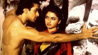 Happy Birthday Bhagyashree: सलमान खान को गले लगाने पर फूट-फूटकर रो पड़ी थीं भाग्यश्री, 19 साल में ही कर ली थी शादी
