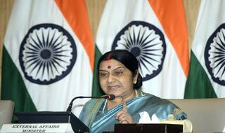 Why is it essential for Sushma Swaraj to attend 'Heart of Asia' conference in Islamabad?