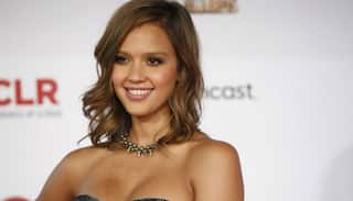 Jessica Alba shares 'freaky' selfie