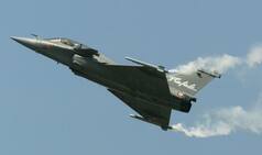 7.87 billion euro Rafale deal to be signed by India and France on Sept 23