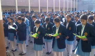 संस्कृत का होमवर्क न करने पर उतरवाई छात्राओं की स्कर्ट