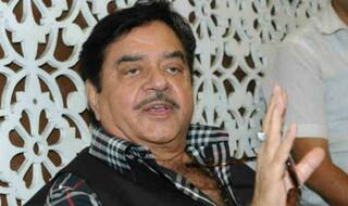 Shatrughan Sinha honest about 'baharwali' in biography