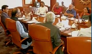 Shyam Benegal panel on Censor Board revamp meets Arun Jaitley