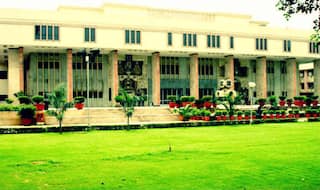 Blow for CM Arvind Kejriwal; Delhi High Court quashes order directing CBI to release documents sized from officer of Rajendra Kumar
