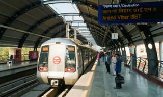 Man commits suicide by jumping before Delhi Metro train