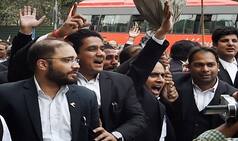 JNU row: Pro-BJP lawyers admit thrashing Kanhaiya Kumar inside police custody till 'he wet his pants' (Watch Video)