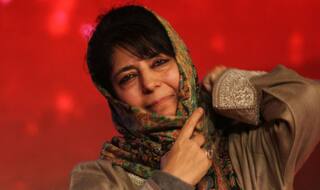 J-K: महबूबा मुफ्ती ने आज बुलाई पीडीपी विधायक दल की बैठक, अलायंस टूटने की कगार पर