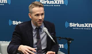 Ryan Reynolds in talks for Mars mission film