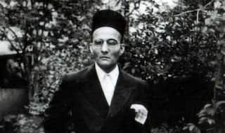 Strongly Feel Indira Gandhi Was His Follower: Grandson Defends Savarkar Amid Bharat Ratna Row