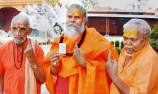 UP: शिया अवामी लीग के संरक्षक बने अखिल भारतीय अखाड़ा परिषद के महंत नरेंद्र गिरि