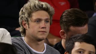 Niall Horan takes tube ride in London